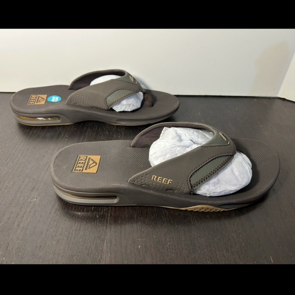 Reef Fanning Flip Flops with Bottle Opener Brown/Green/Gum Mens 10 - Picture 1 of 16